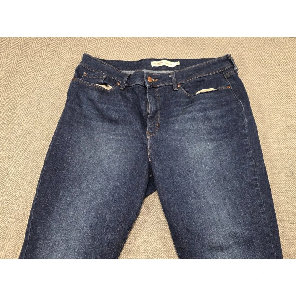 Levi Strauss Signature Mid Rise Skinny Jeans‎ Dark Wash Women's Size 16